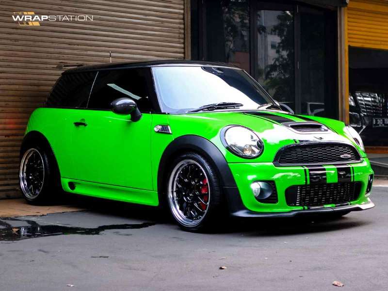 warna sticker mobil